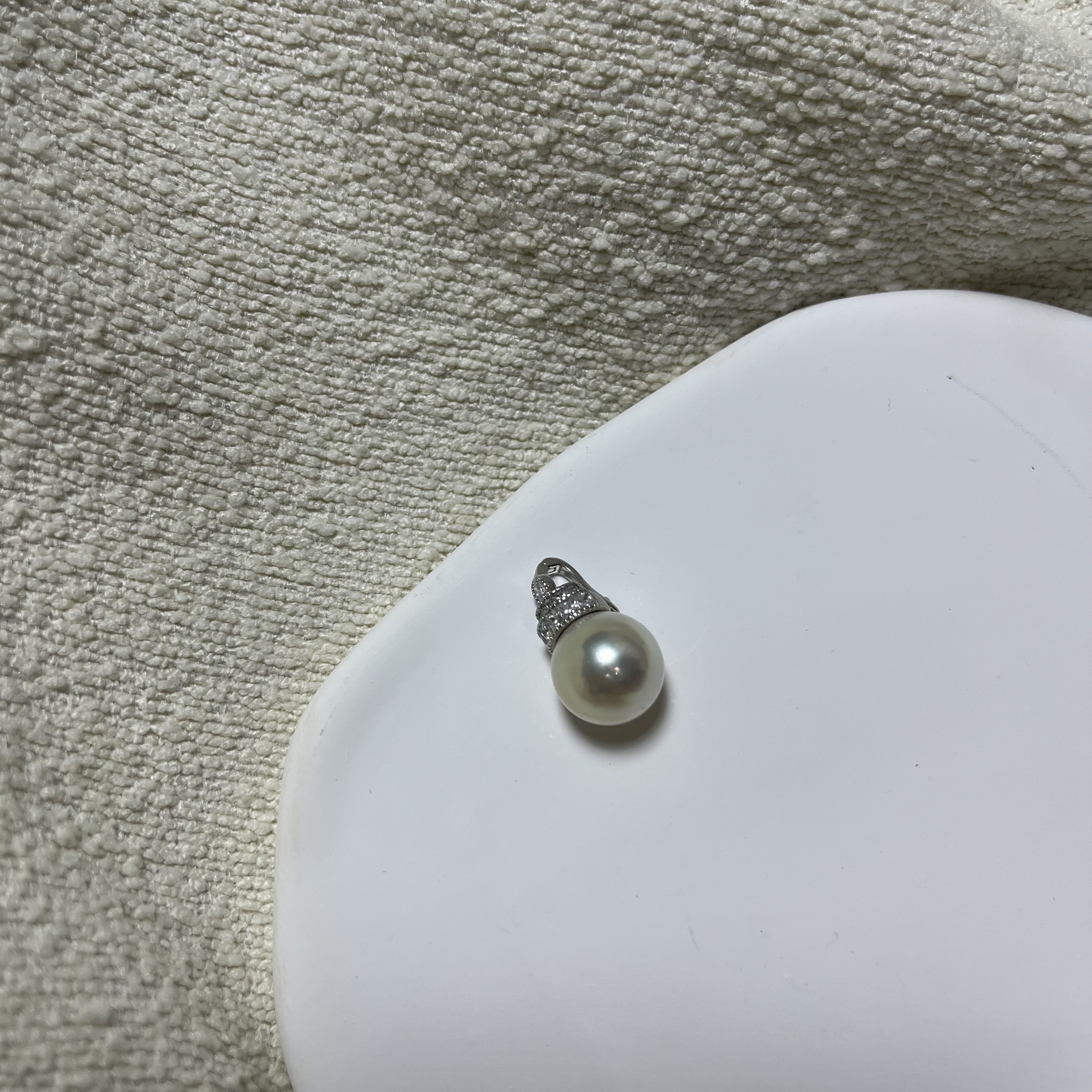 12-13海水金珠吊坠