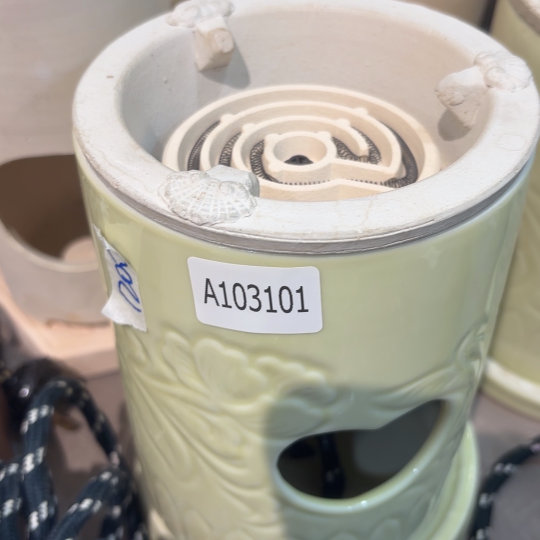 远***方非常喜欢这个瓷器