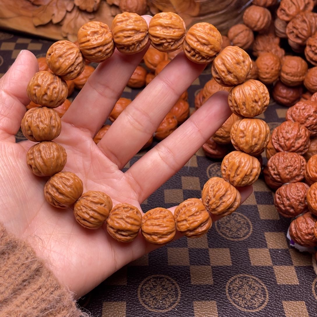 文玩核桃吊坠风**里树王京八棱6