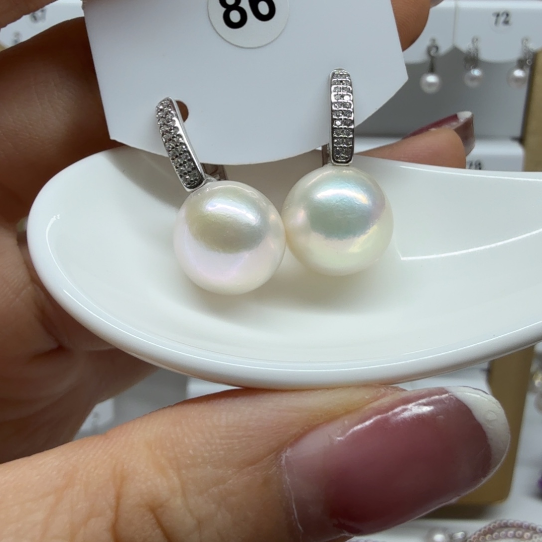 云***…银S925镶嵌耳饰淡水珍珠珍珠