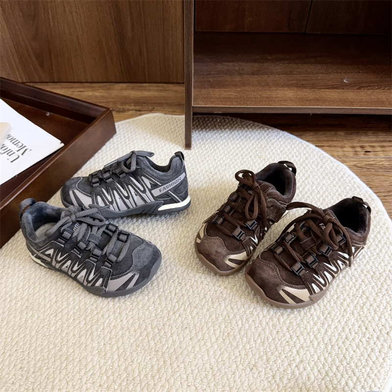 2025冬新款时尚潮流加绒儿童德训鞋轻便防滑男女童休闲户外运动鞋