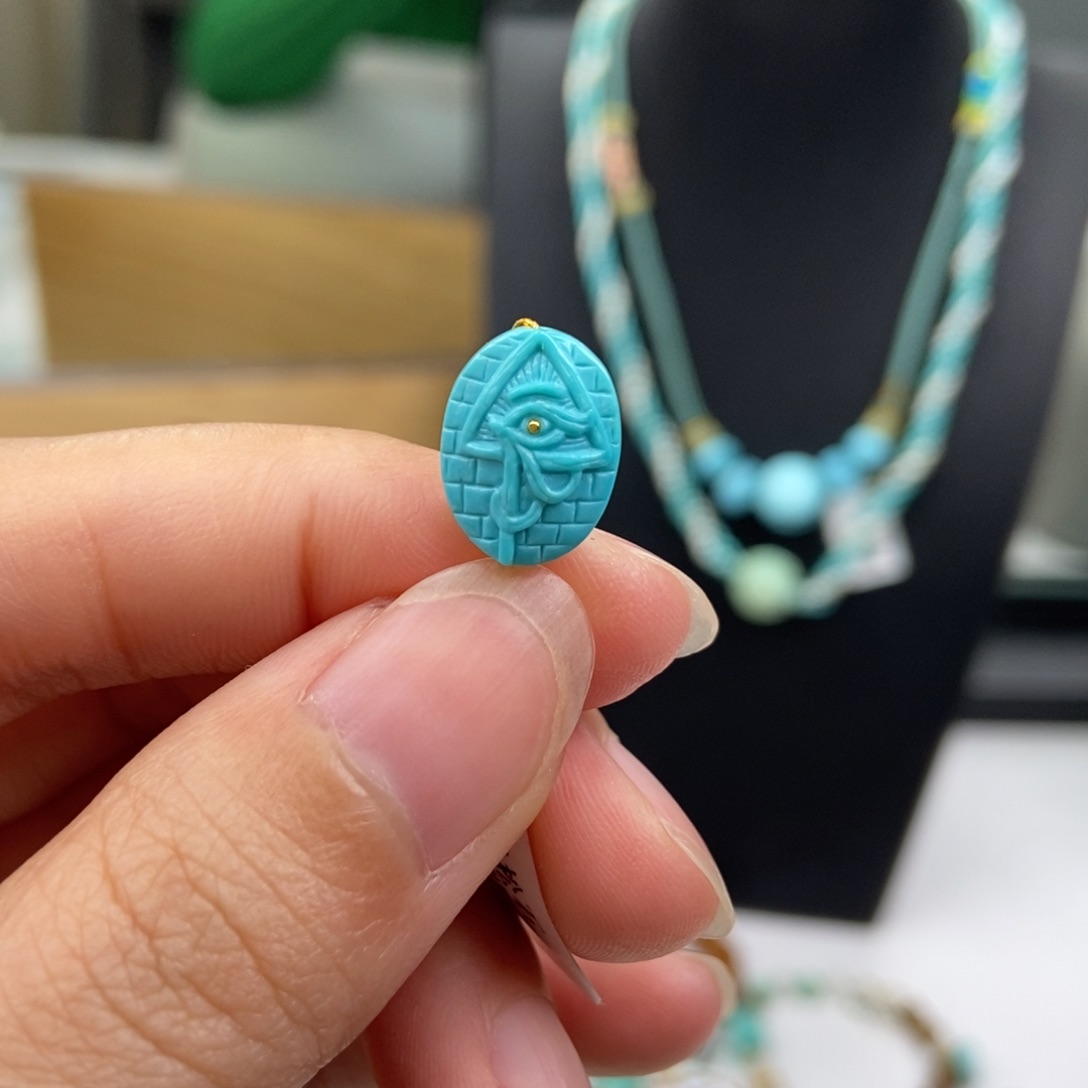 未镶嵌绿松石珠宝奇石