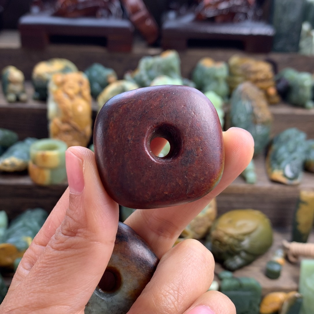 岫岩河磨玉（透闪石质玉）挂件未镶嵌^*^