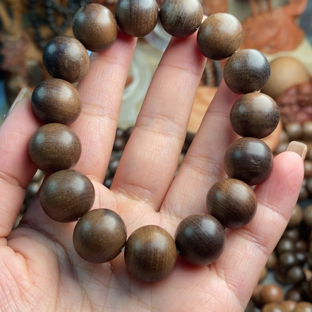 盘***租檀香木手串/手链印度迈索尔老山檀微瑕疵奶香1.5