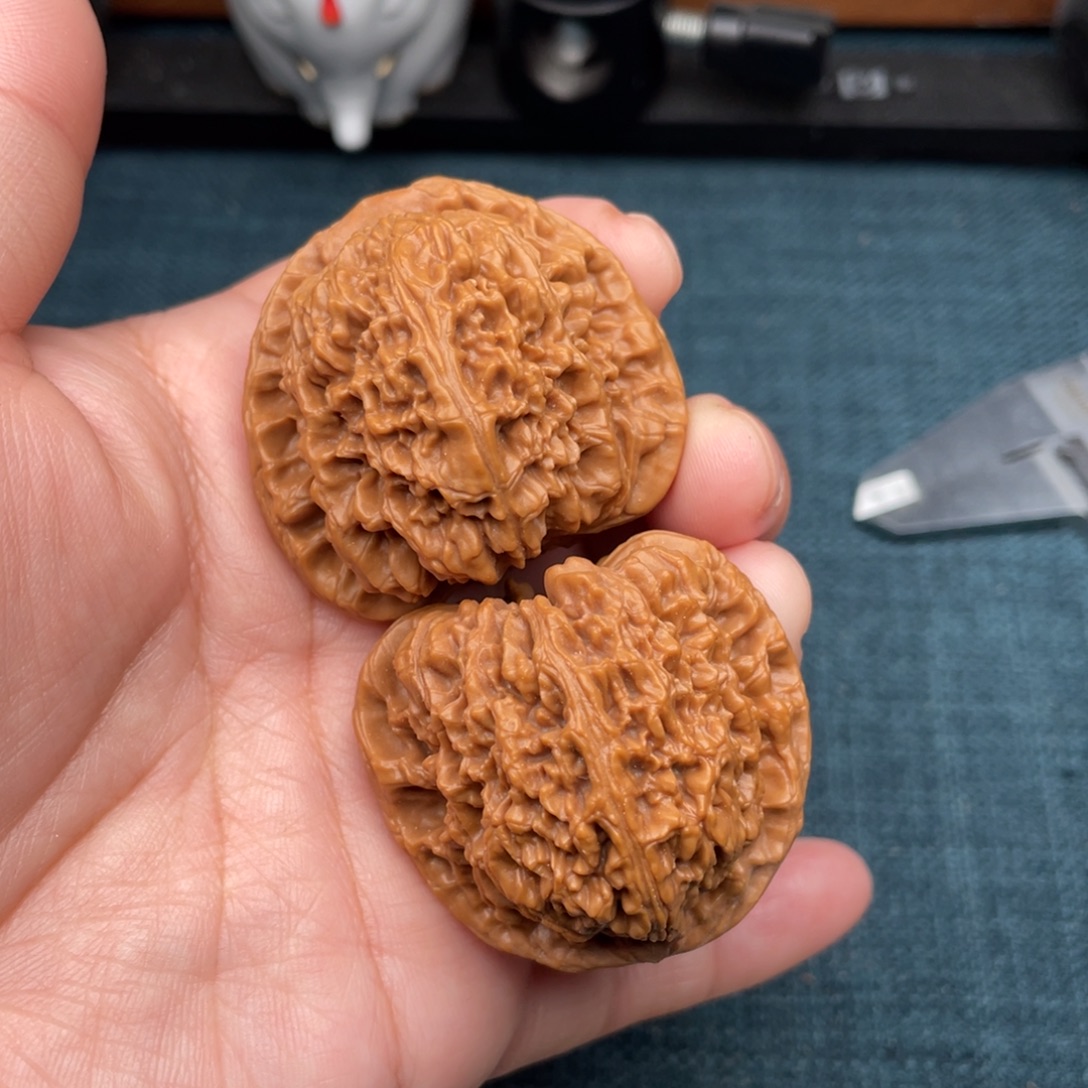 把件文玩核桃全品三角疆44