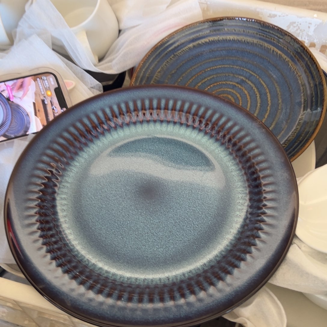 新骨瓷072瑕疵慎拍麟彩蓝10.25寸 雏菊 平盘