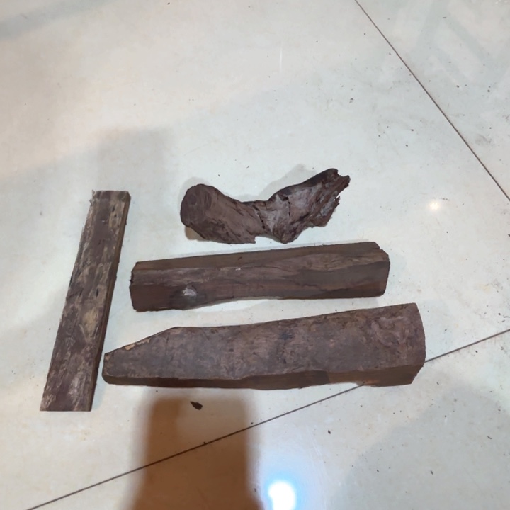 交趾黄檀（大红酸枝）随型小件