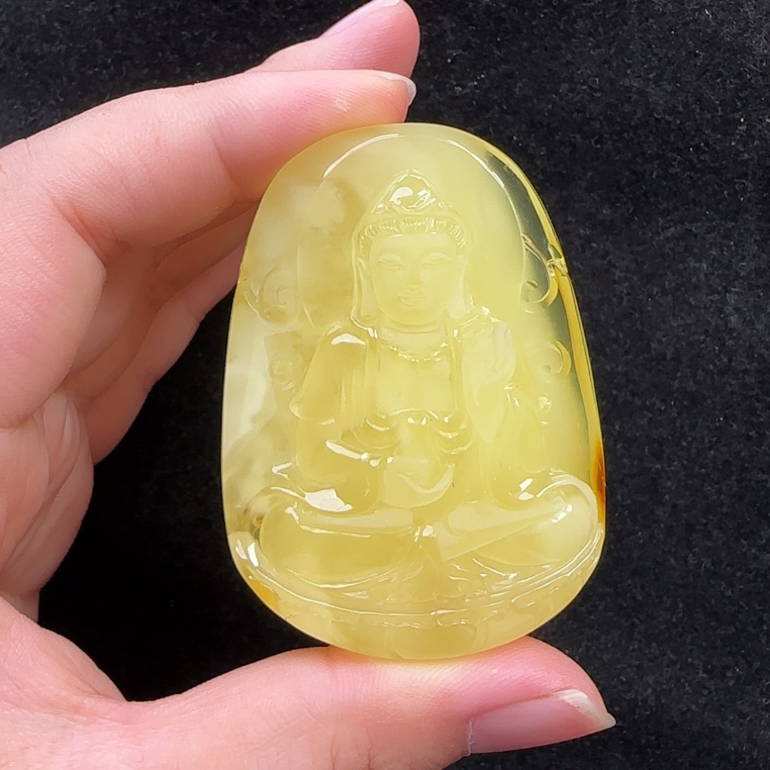 蜜蜡未镶嵌珠宝奇石