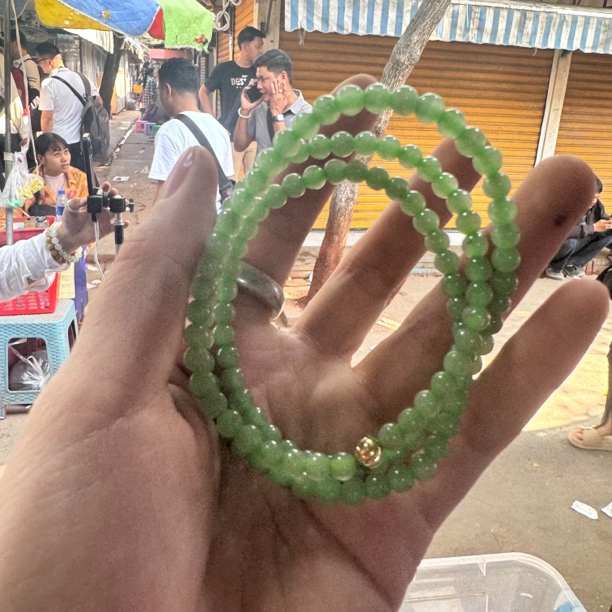 天然缅料翡翠A货手串