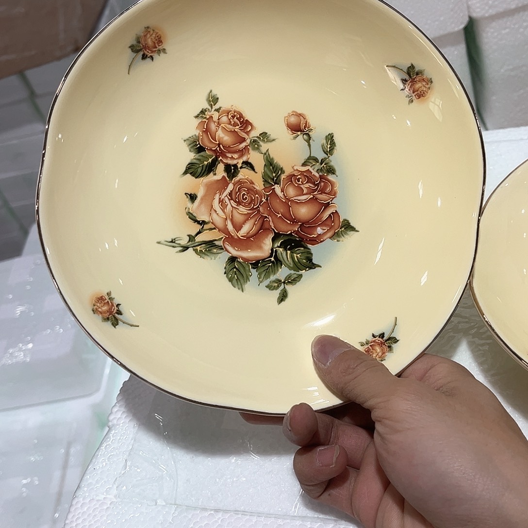 陶瓷…………………………………………