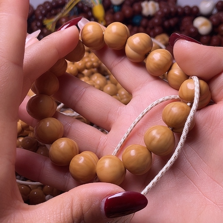 猴头核桃手串17尺寸镜面柯基屁桃手持全品无暇