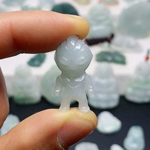 翡翠颈饰未镶嵌吊坠