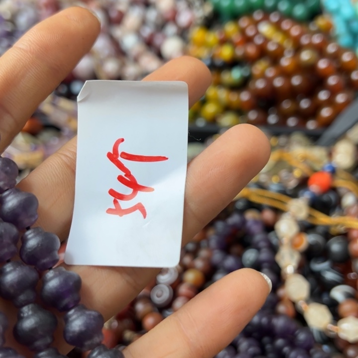 玛瑙/玉髓颈饰未镶嵌?****兔