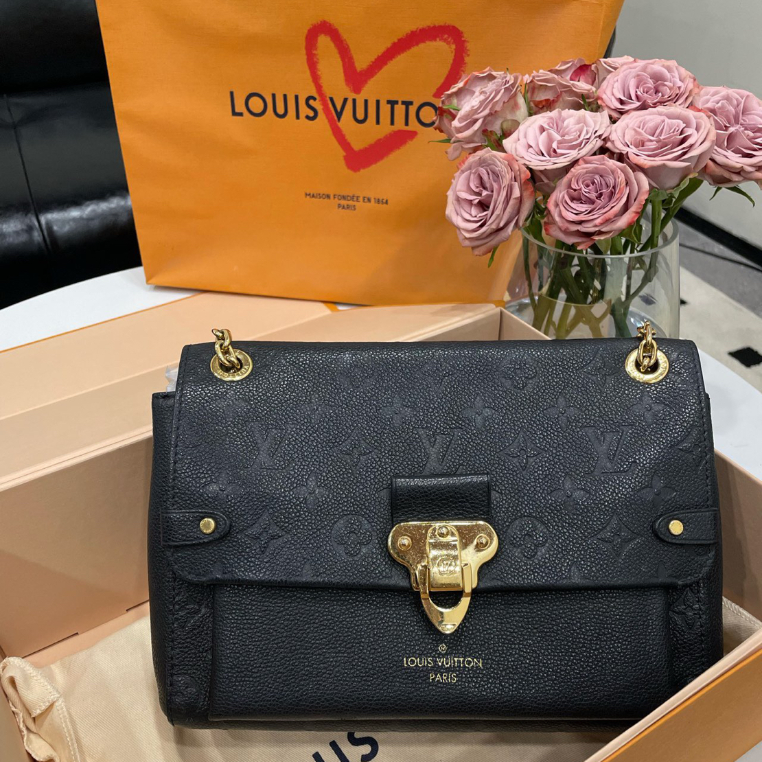 95新 LouisVuitton/路易威登 黑金vavin小号单肩斜挎包