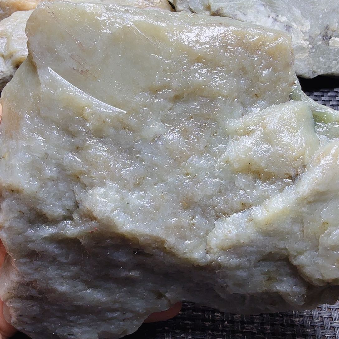 和田玉（糖玉）未镶嵌珠宝半成品