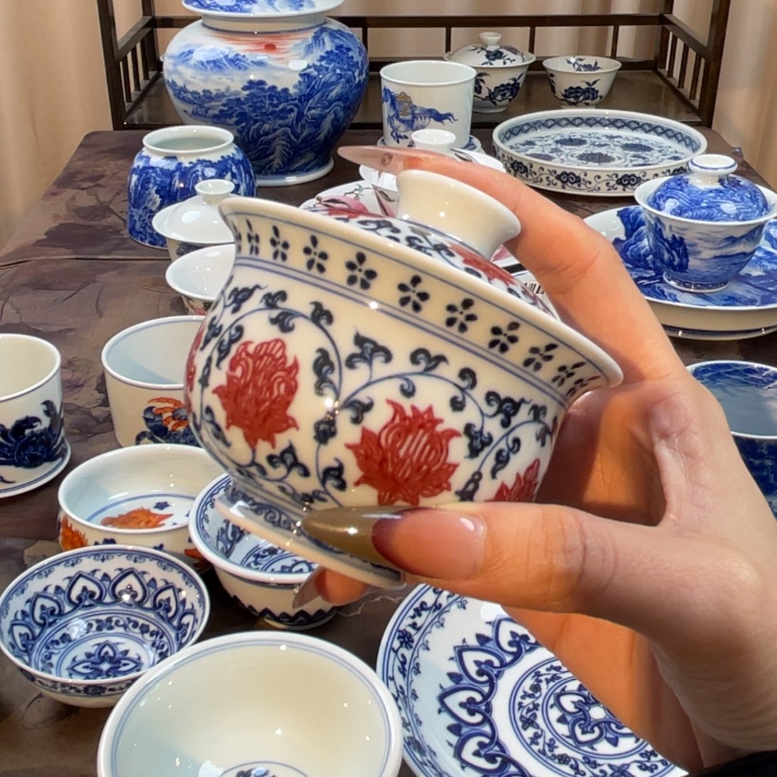 瓷片闪闪闪闪闪闪闪闪闪闪