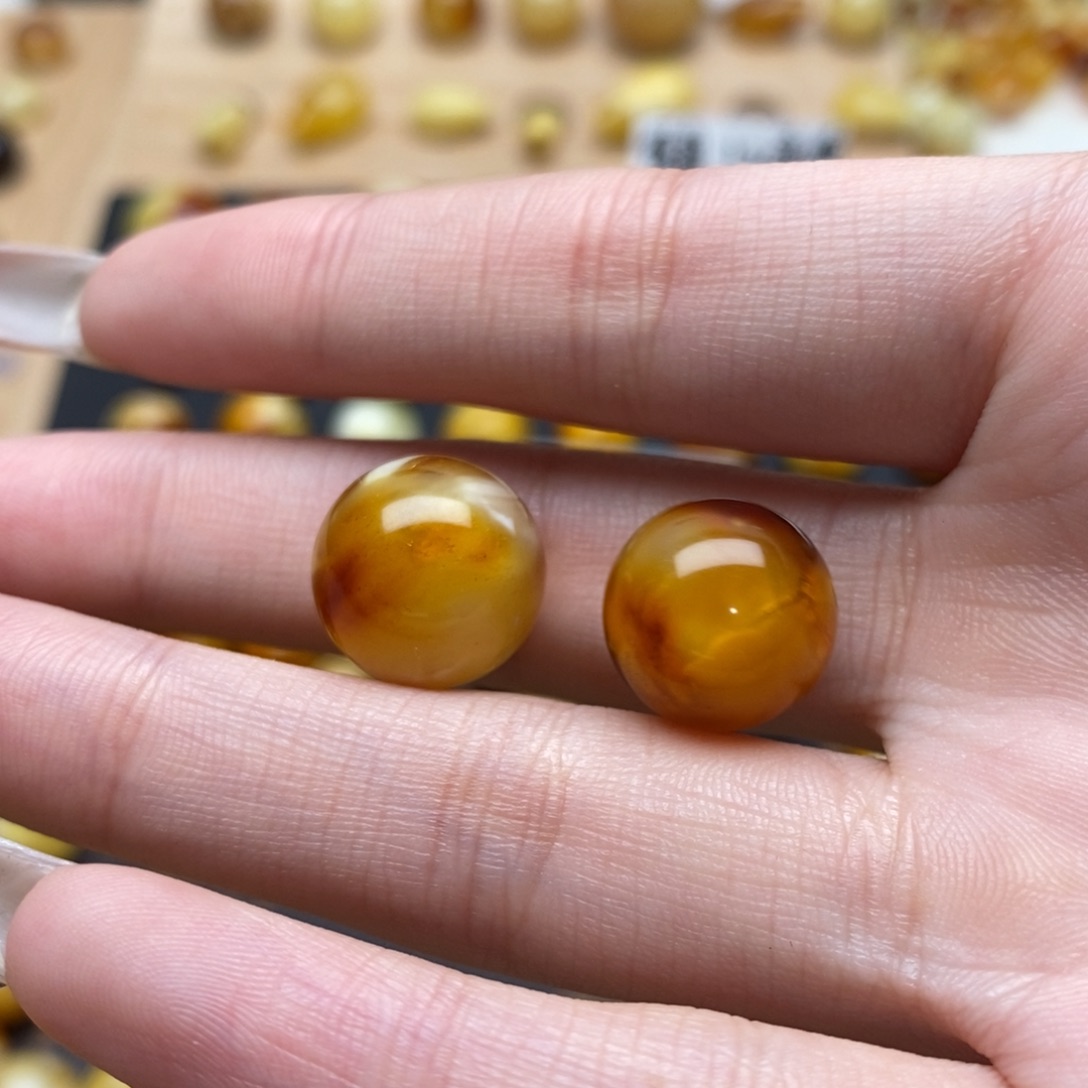 北****琥珀未镶嵌珠宝奇石蜜蜡