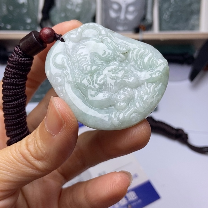 翡翠未镶嵌挂件翡翠