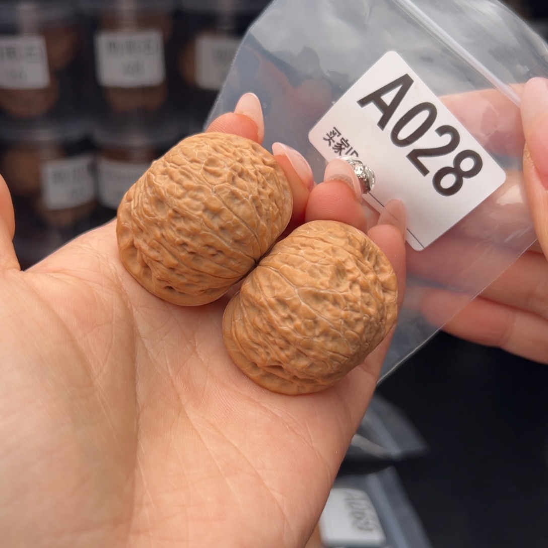 文玩核桃吊坠铁锤40全品