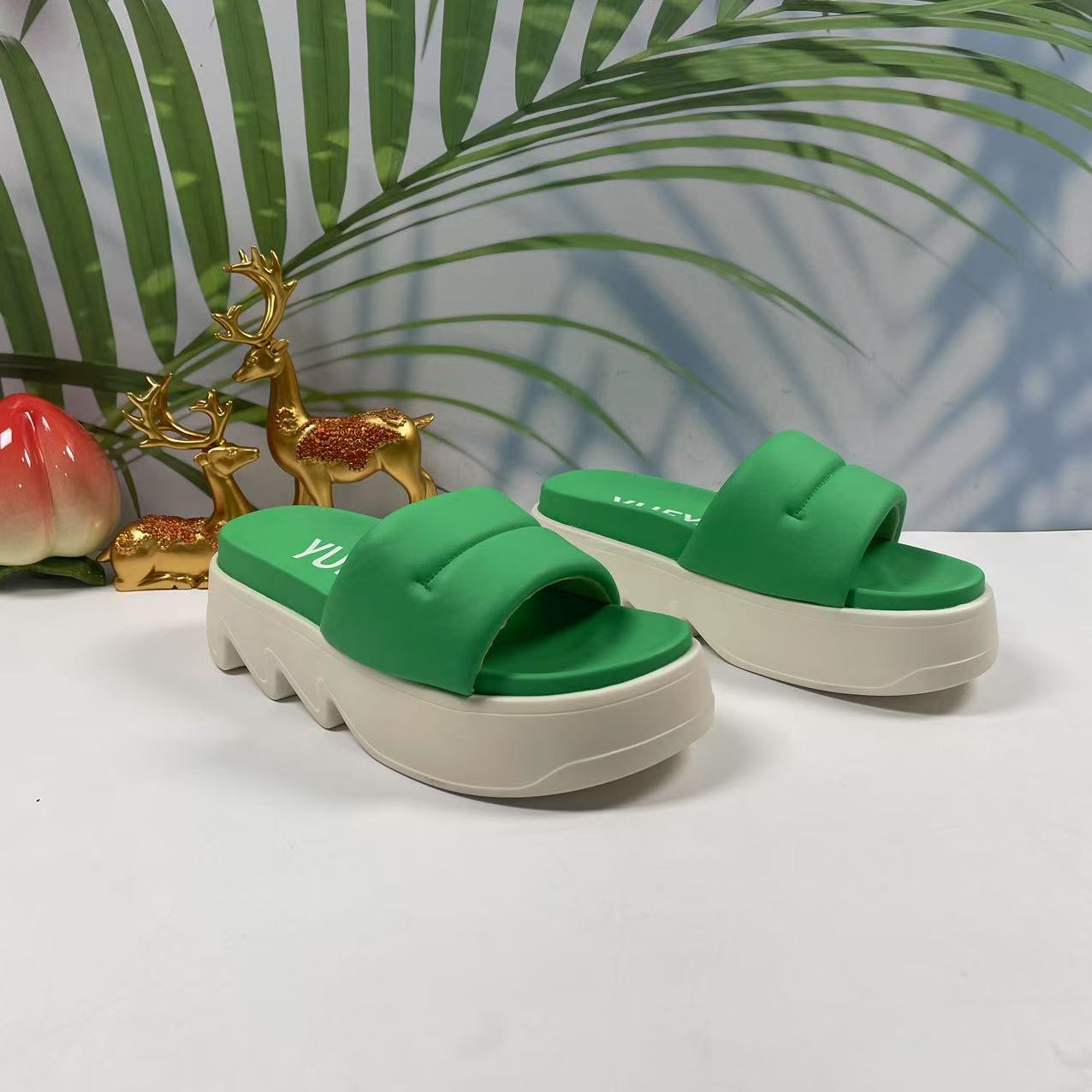 小强家女鞋 芽儿家时尚凉鞋（Y47-25-2）（W34AYG23235-606）