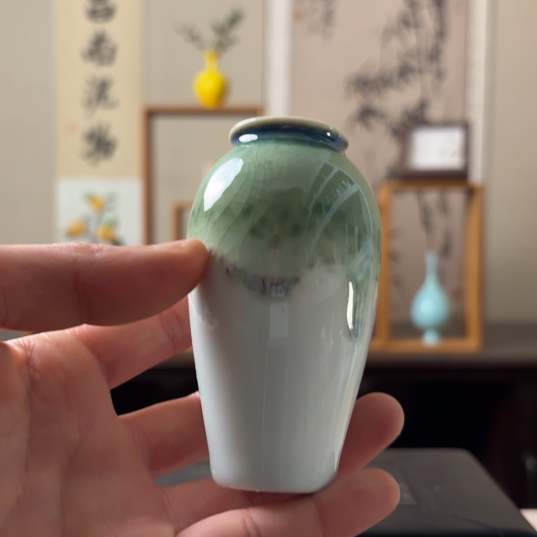 摆件美好的一天从一杯