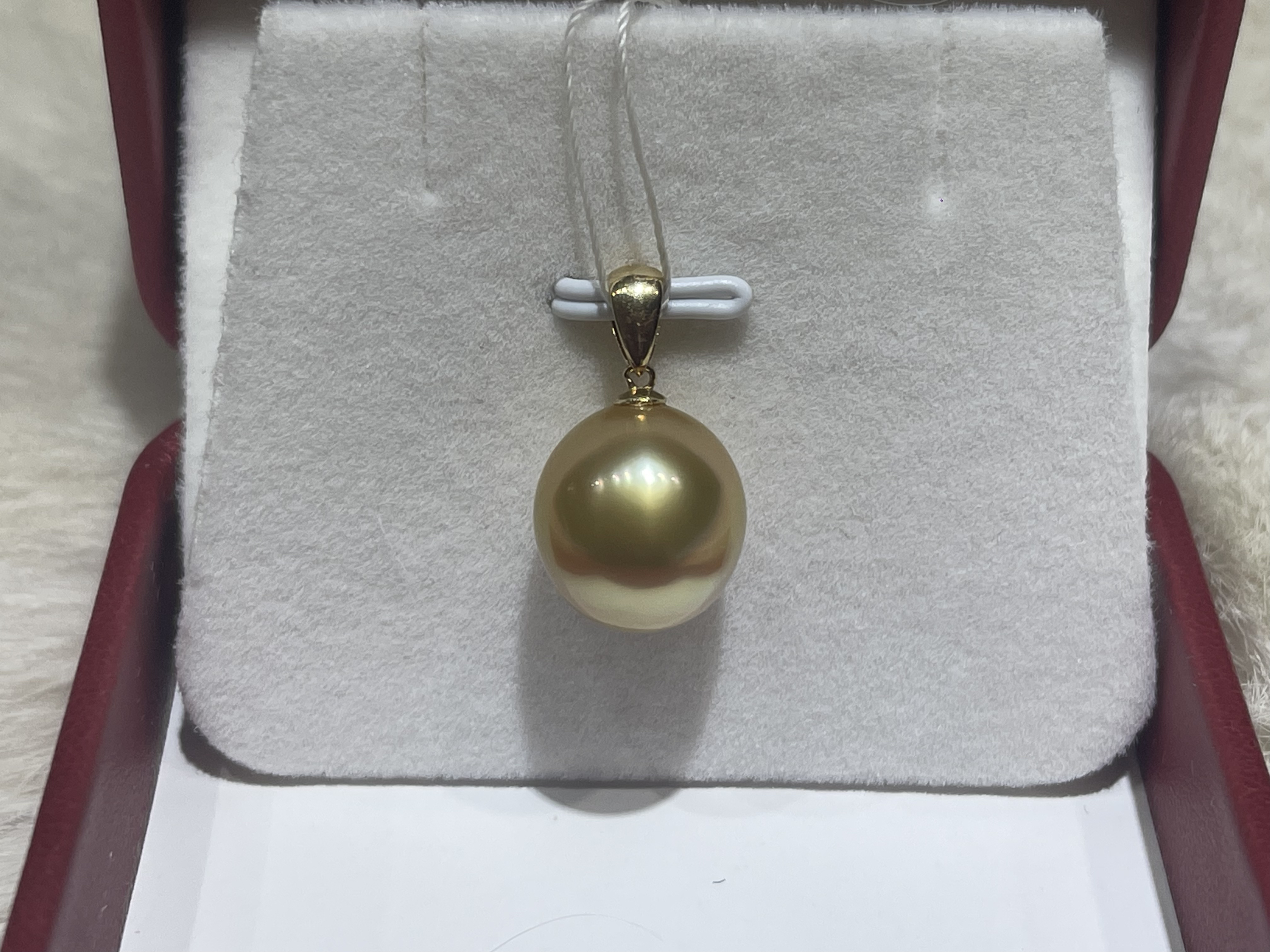 南洋金珠瓜子款吊坠 正圆 强光 微瑕 超高性价比