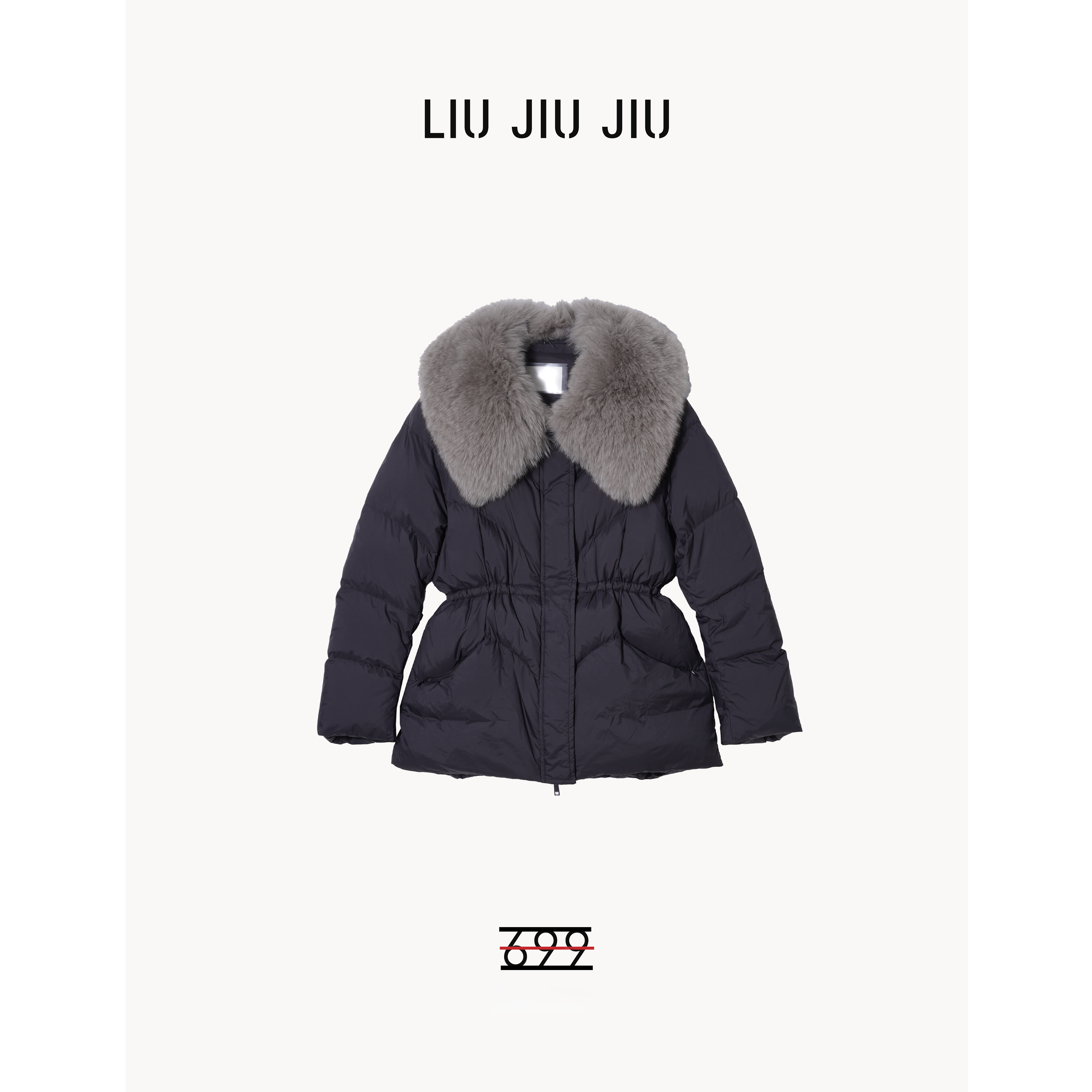 LIUJIUJIU 韩系高端进口定制狐狸毛领收腰设计感羽绒外套YR5586L