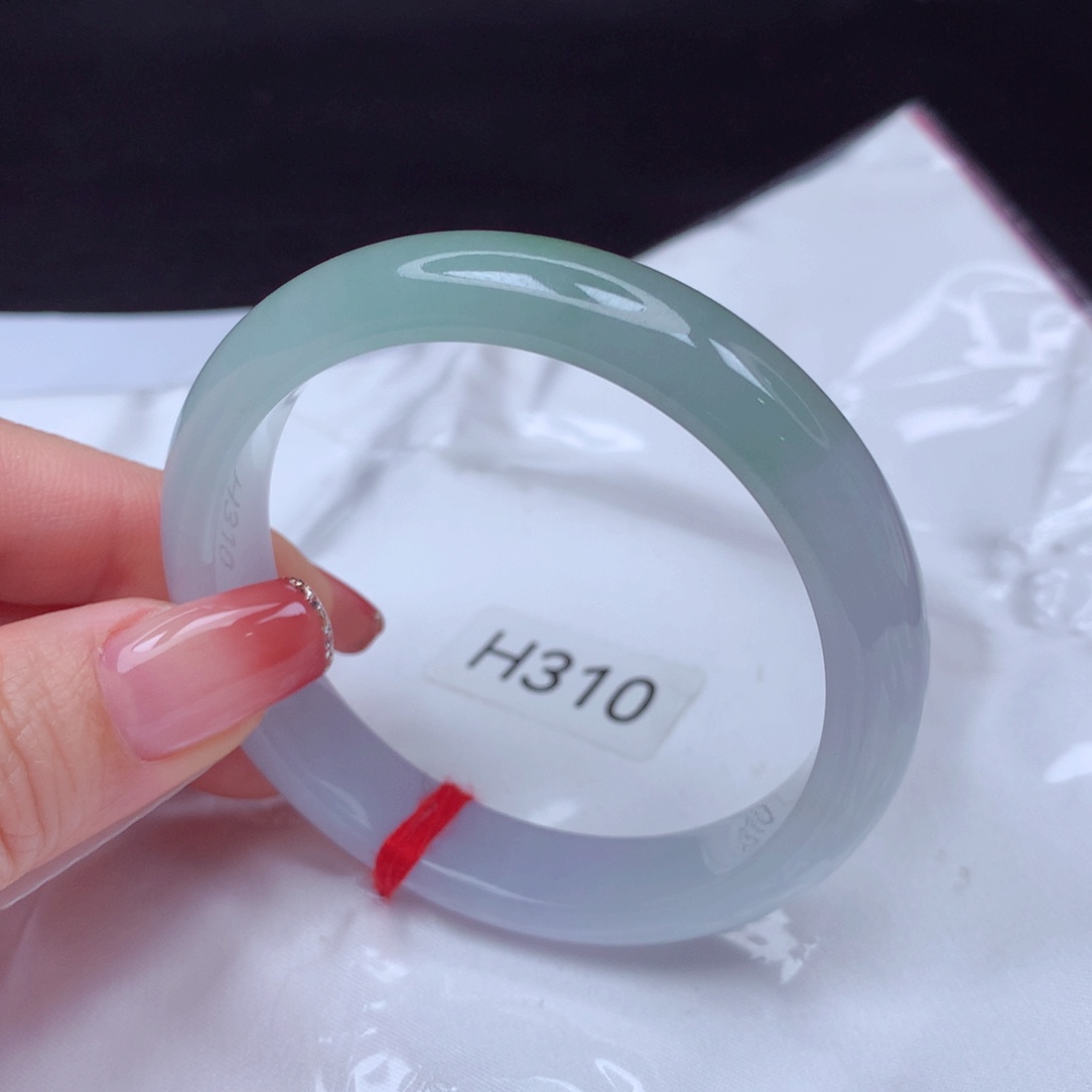 翡翠手镯未镶嵌手镯54