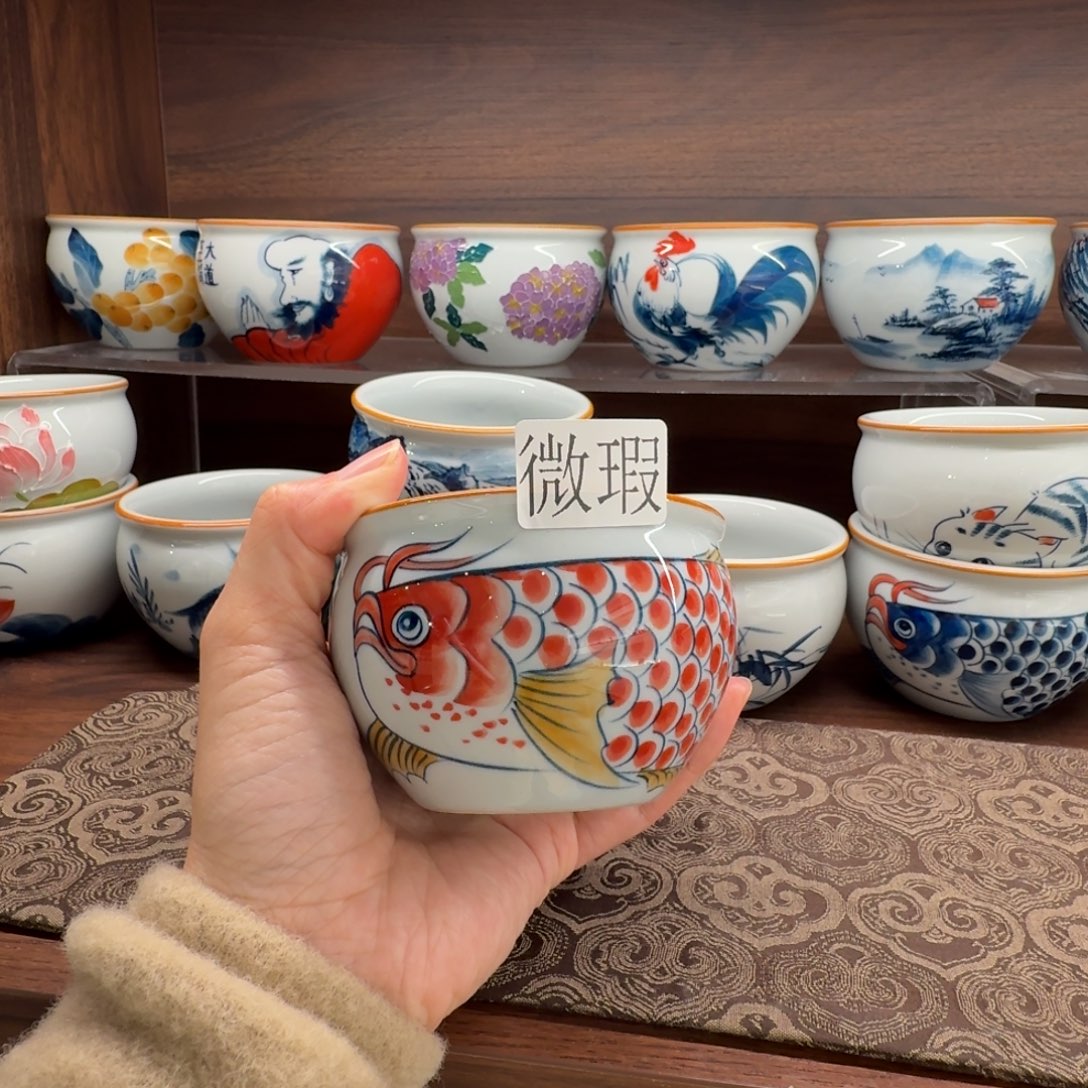 釉下手绘茶具微瑕