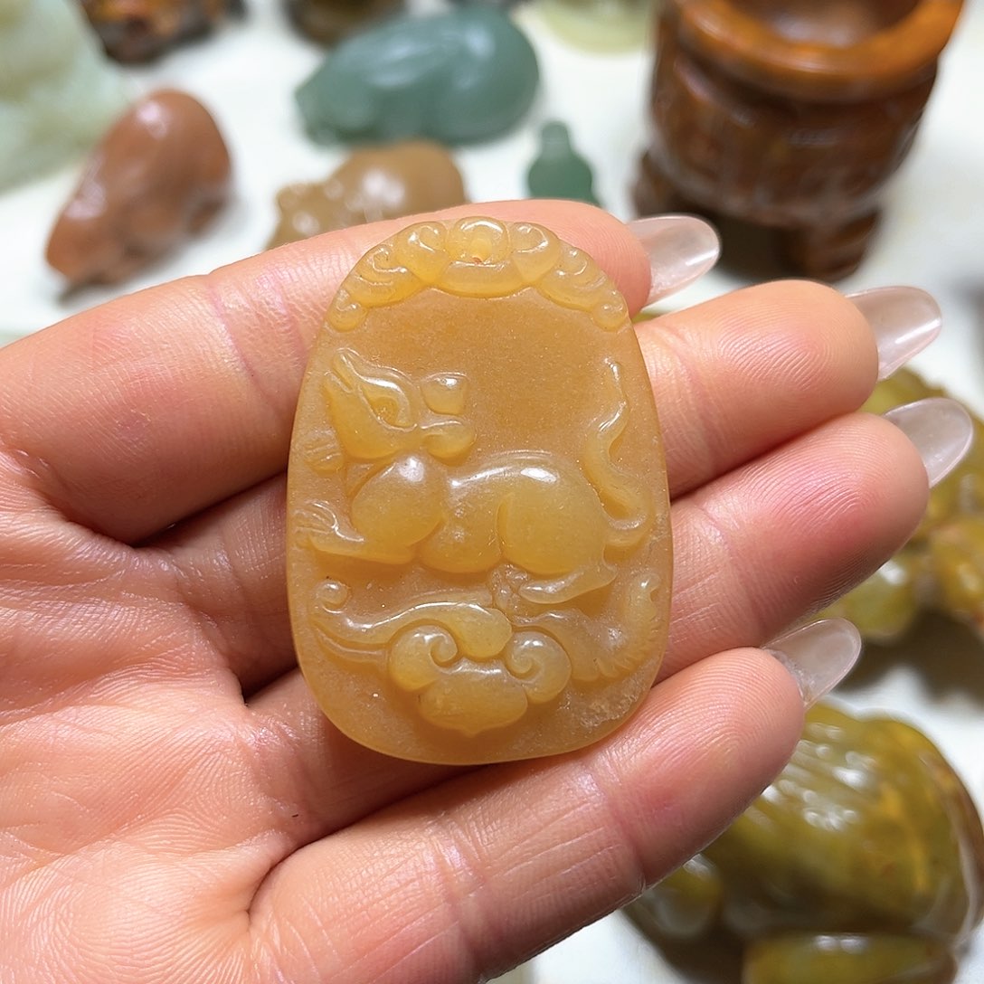 白玉菩提吊坠白玉菩提吊坠