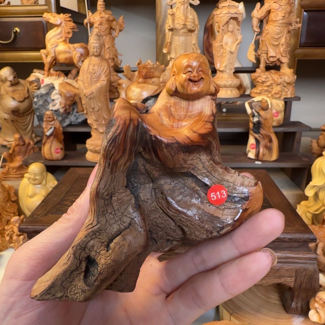 崖柏小木匠艺雕一物一拍