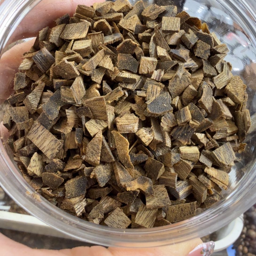 沉香沉香碎屑用****4奇楠沉香乌身老白棋50克