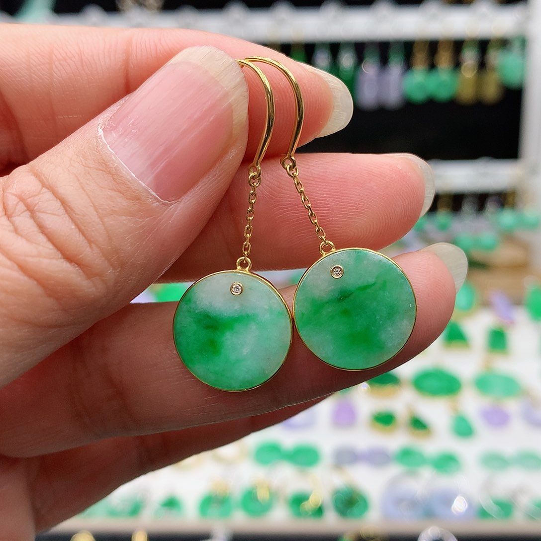 翡翠耳饰18K金镶嵌的