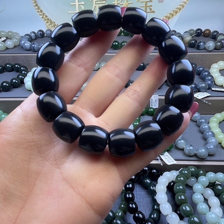 和田玉未镶嵌手链