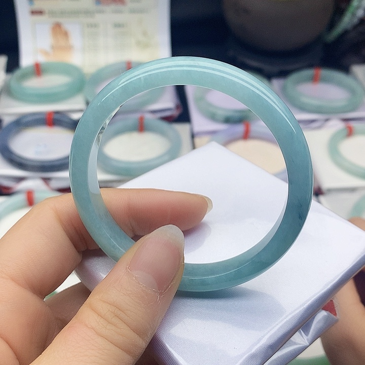 翡翠未镶嵌手镯缅甸天然翡翠A货55