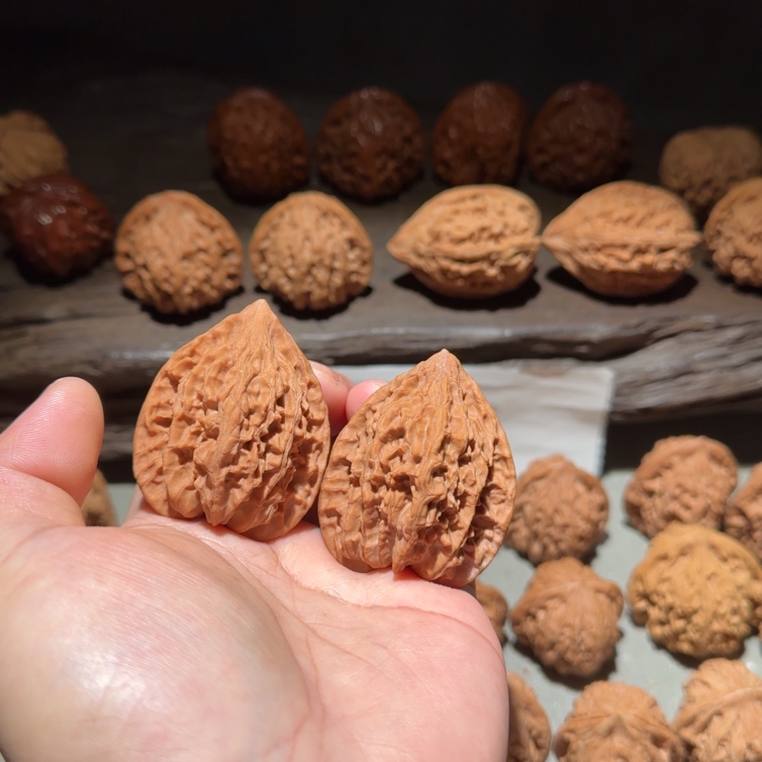 门***外文玩核桃吊坠42尺全品十渡鸡