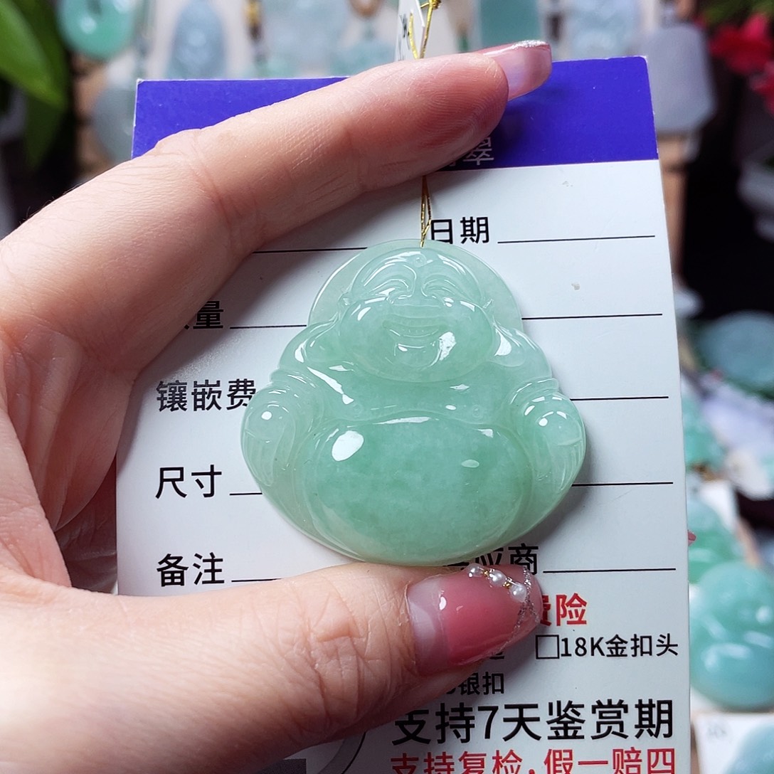 翡翠未镶嵌颈饰佛公23