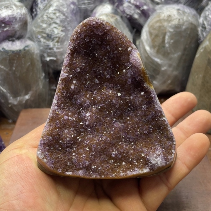 未镶嵌紫晶摆件紫晶