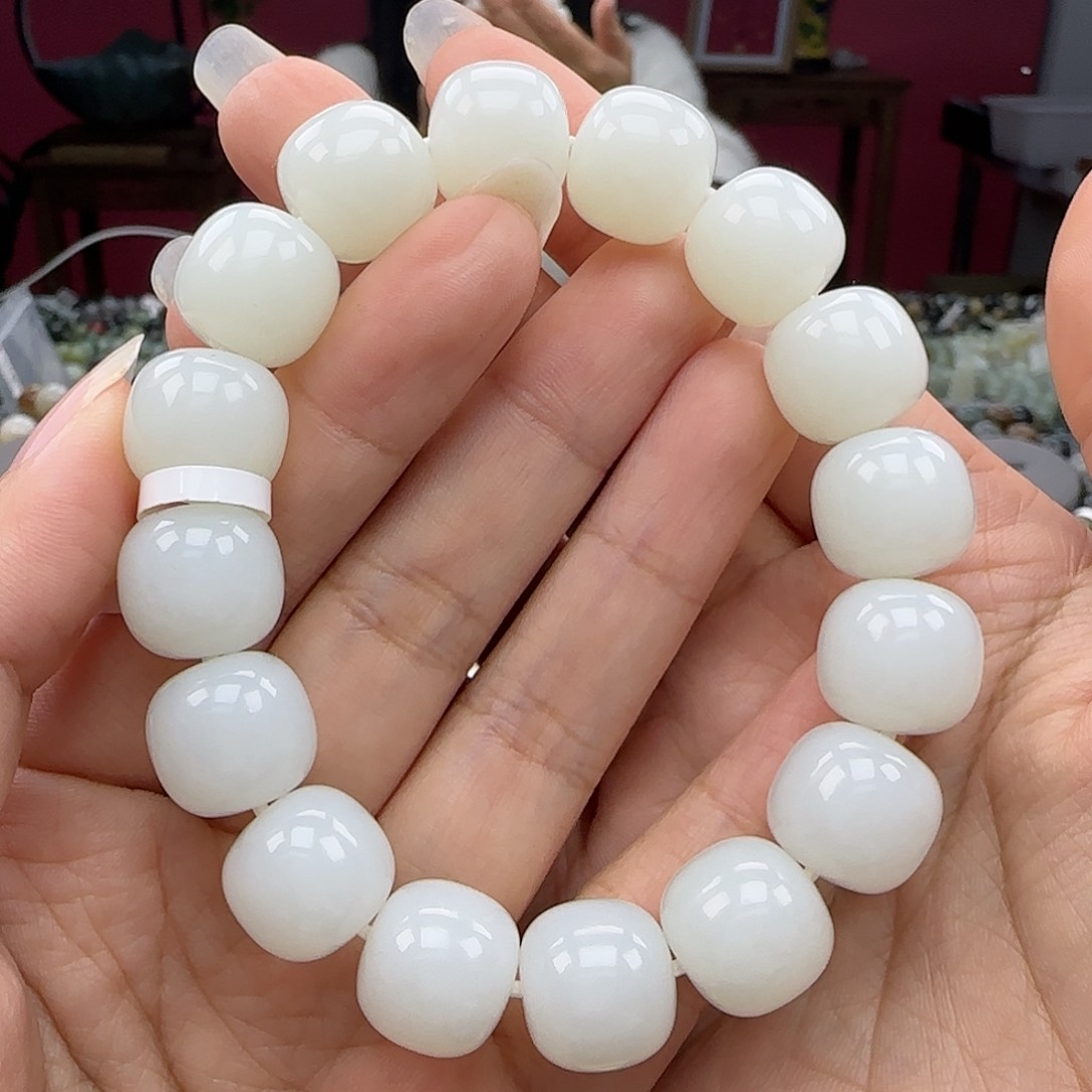 和田玉手链未镶嵌