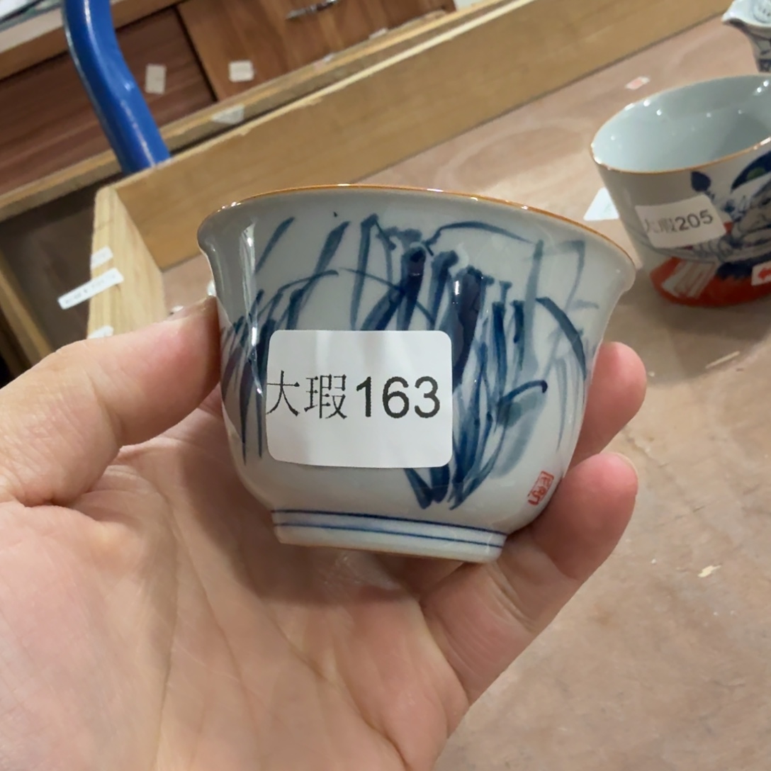 釉下手绘茶具微瑕