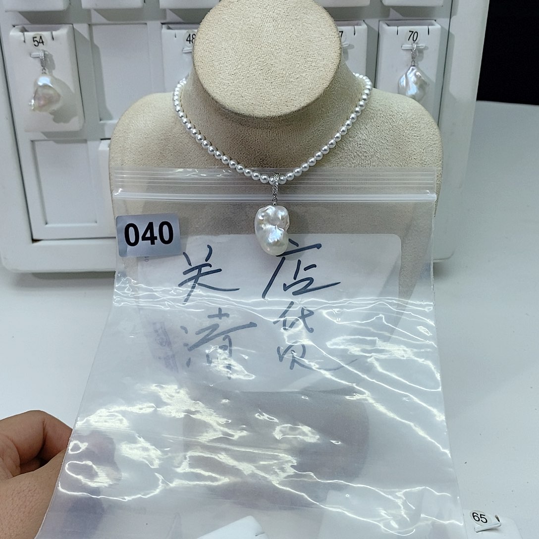淡水珍珠颈饰合金