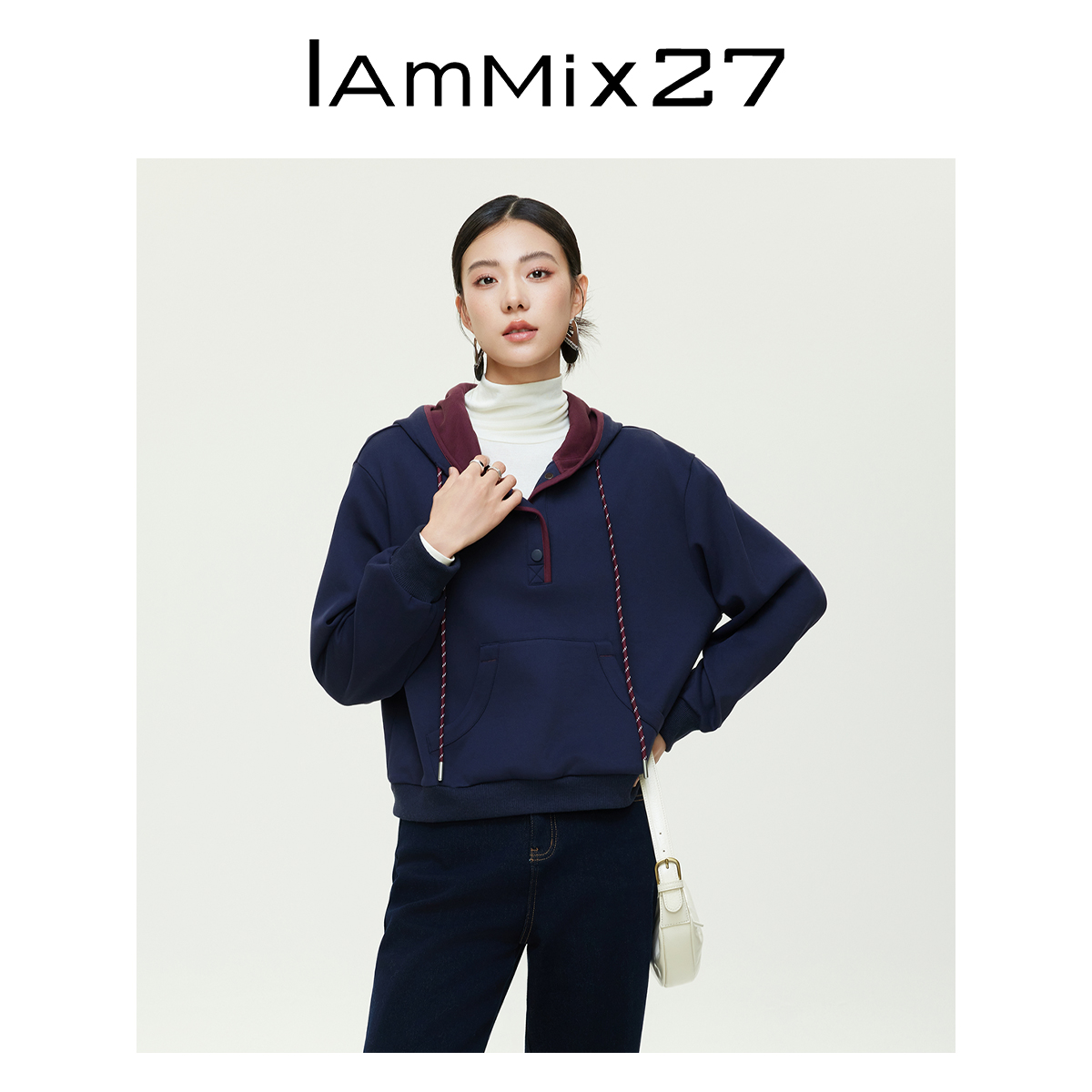 Iammix27休闲连帽卫衣女撞色拼接捆边简约套头针织上衣女Z5C8001