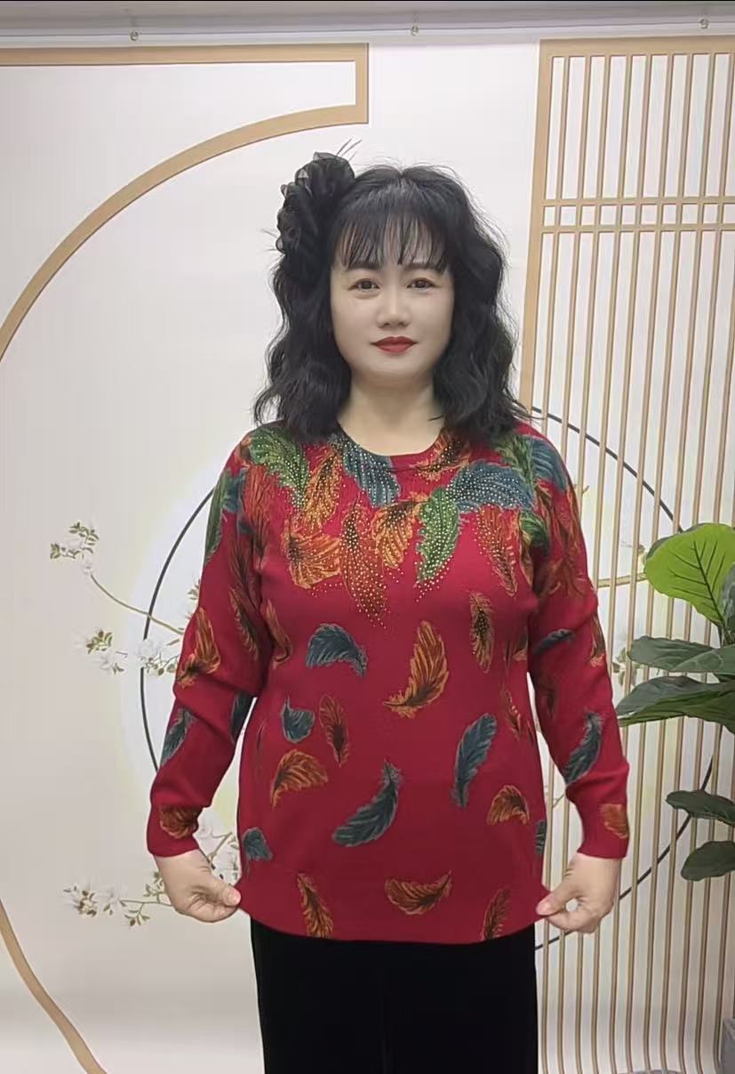 8089新款减龄烫钻印花毛衣