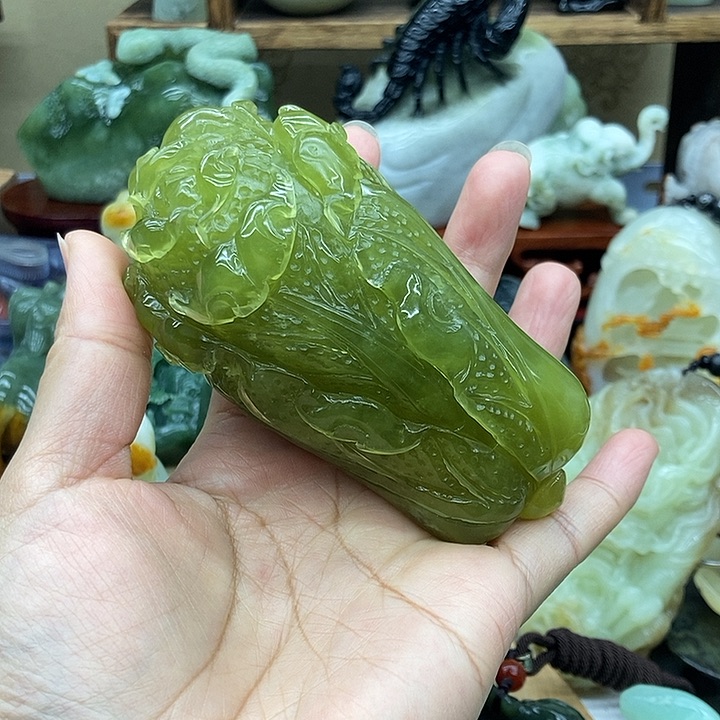 岫玉手把件未镶嵌