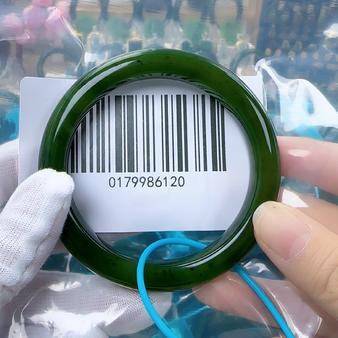 和田玉（碧玉）手镯未镶嵌5758