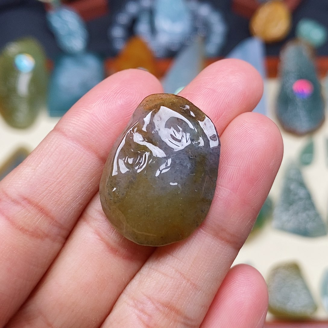 颈饰未镶嵌翡翠翡翠