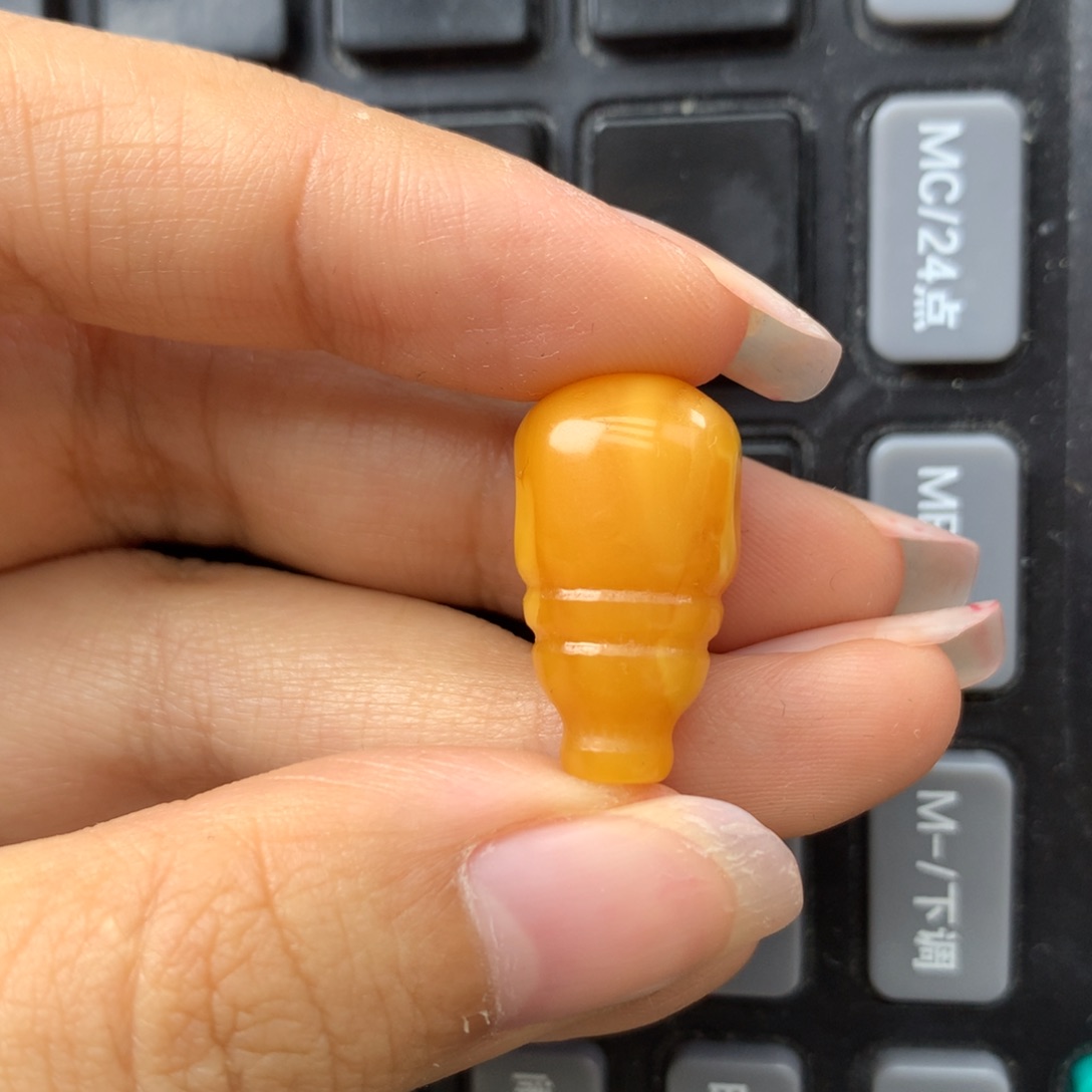 琥珀未镶嵌珠宝奇石12m