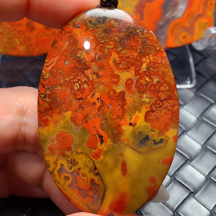 玛瑙/玉髓颈饰未镶嵌泽*