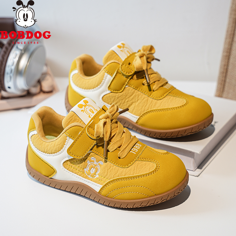 巴布豆秋季新款中大童运动休闲鞋时尚户外百搭耐磨软底阿甘运动鞋