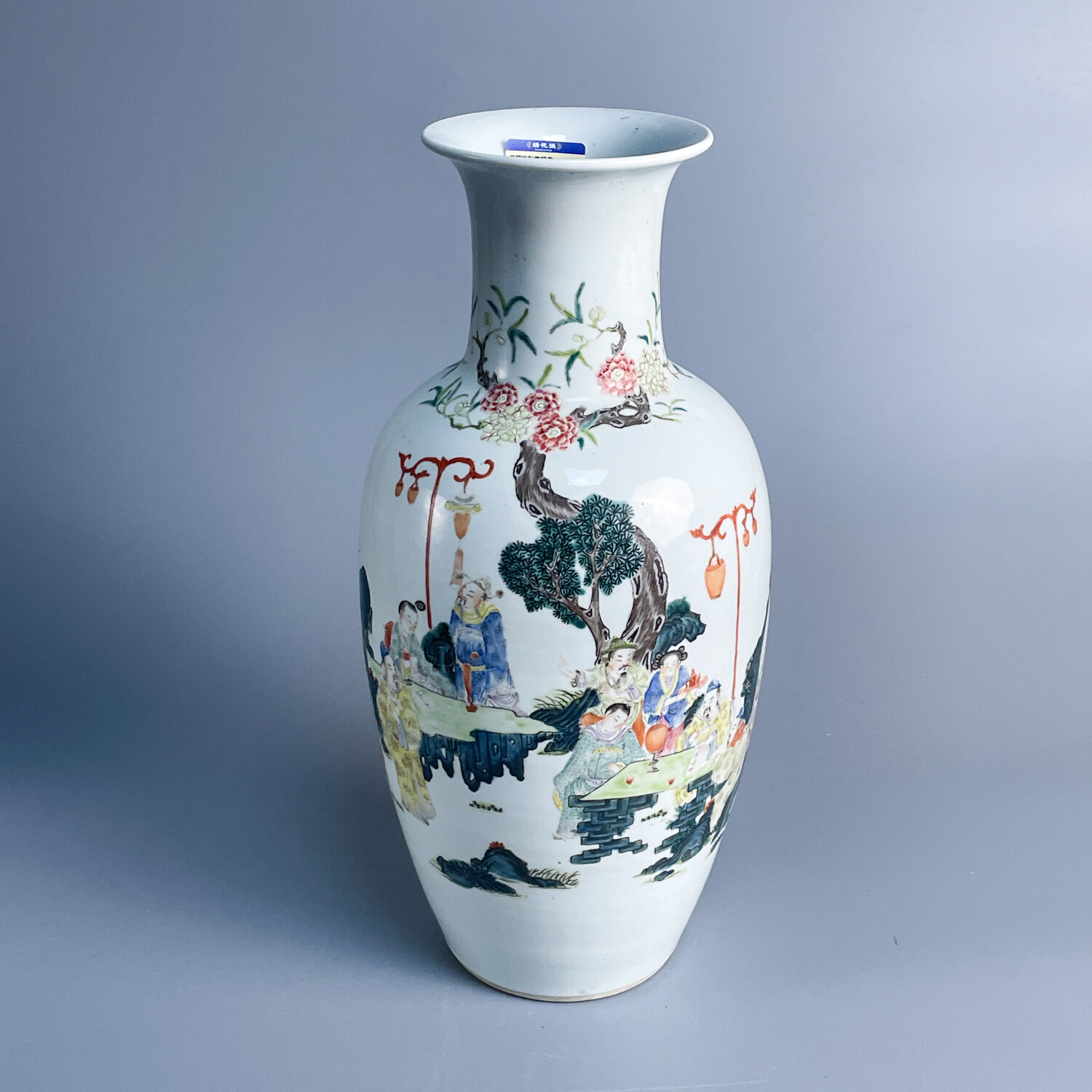 M25KR001889 - 民国粉彩唐明皇宴会群臣图瓶